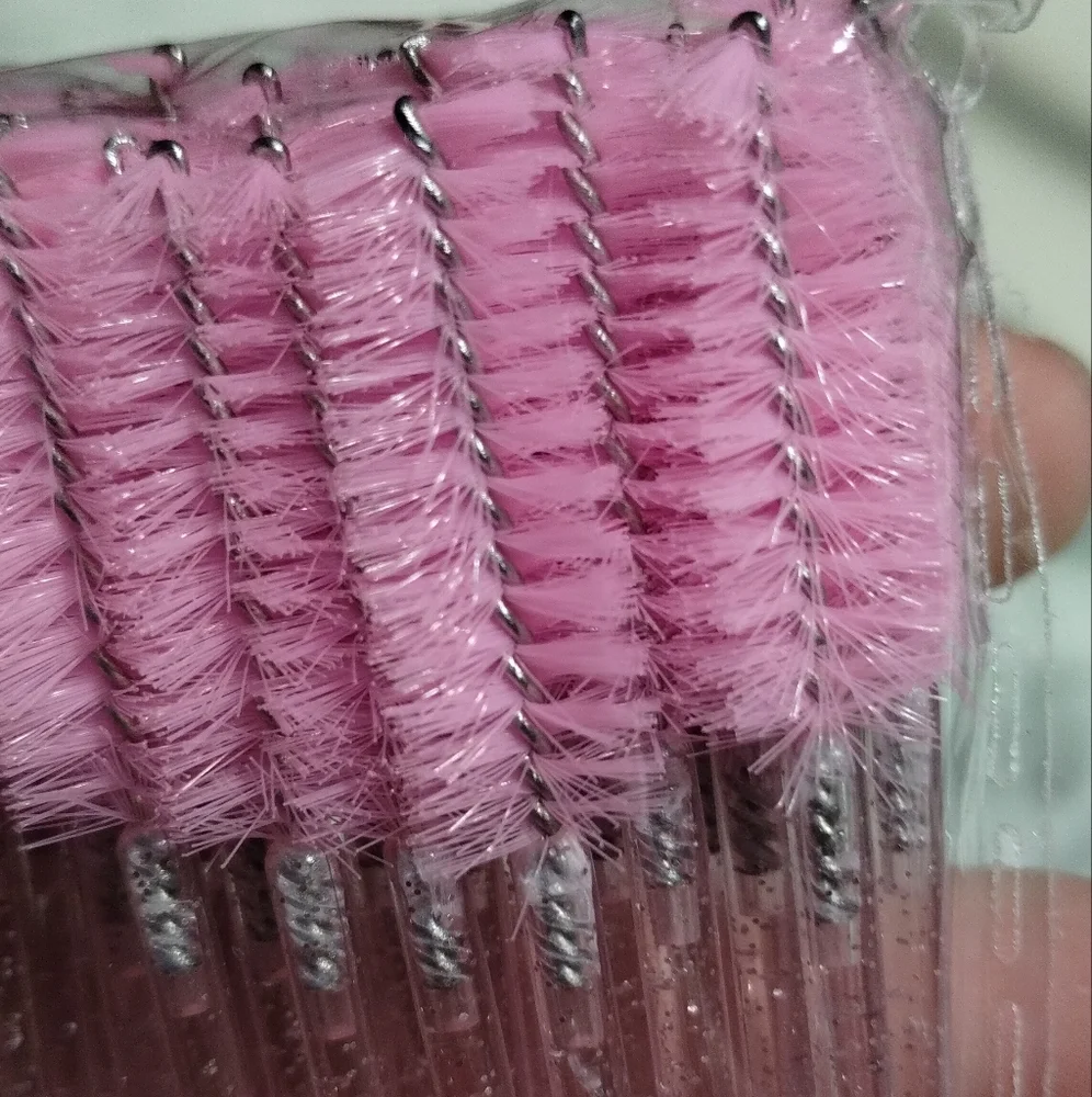 Pink Eyelash Brushes